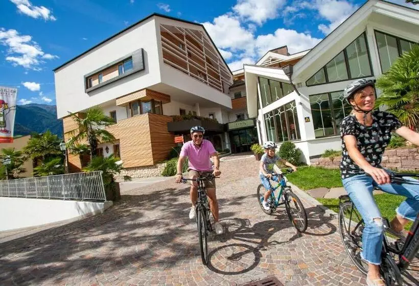 Hotelli Familien Wellness Residence Tyrol