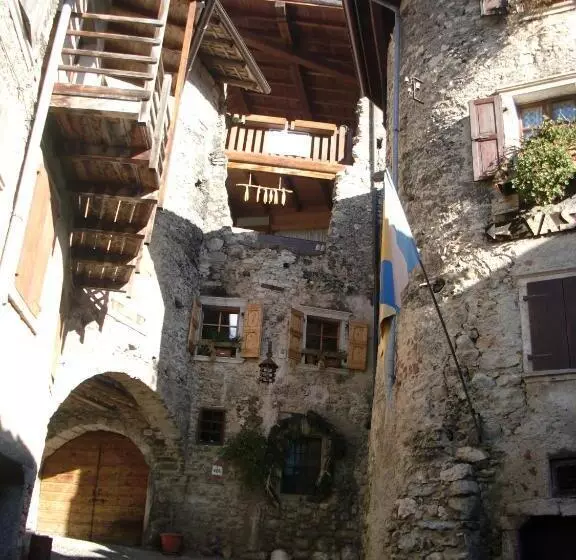 ホテル Garnì Al Laghet