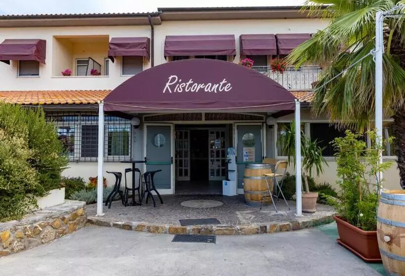 Hotelli La Rosa Dei Venti