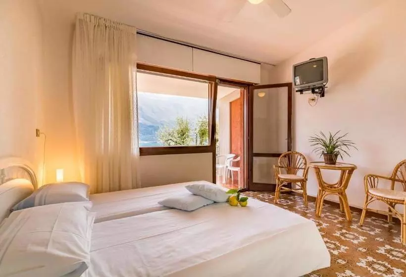 هتل Riviera Panoramic Green Resort