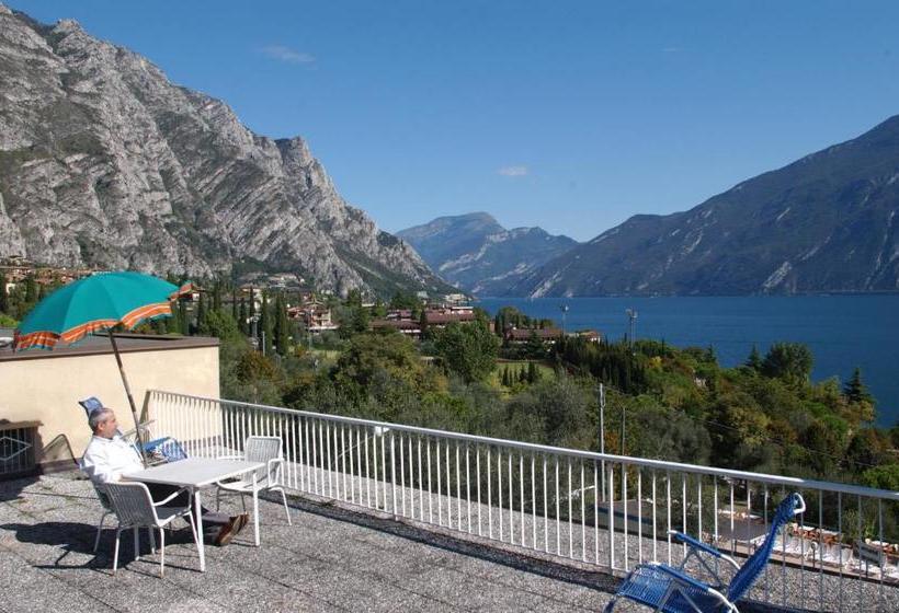 فندق Riviera Panoramic Green Resort