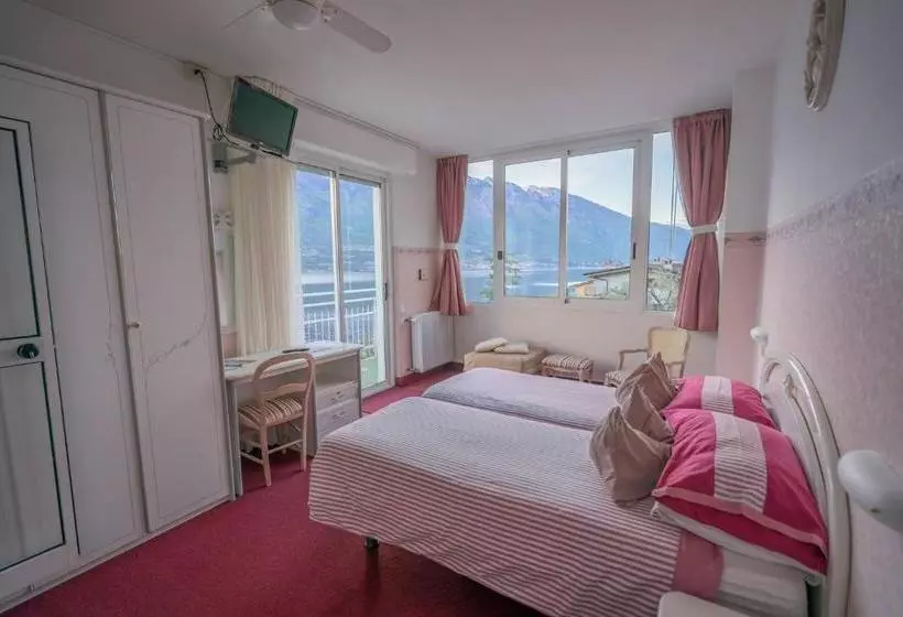 هتل Riviera Panoramic Green Resort