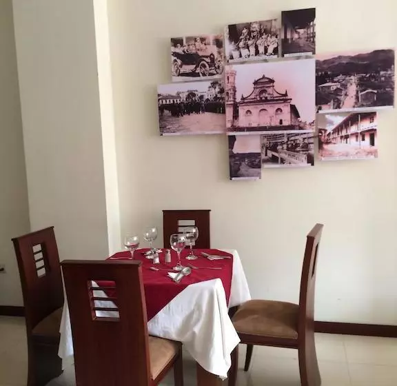 هتل San Sebastián Loja