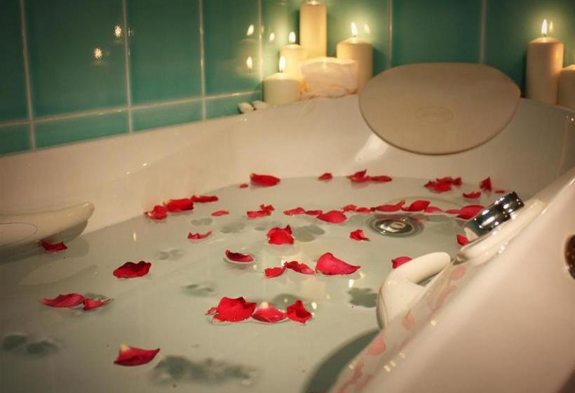 Bed And Breakfast 22 Garibaldi Home