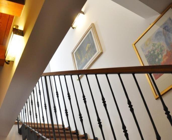 تختخواب و صبحانه Antica Interamnia