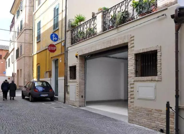 تختخواب و صبحانه Antica Interamnia