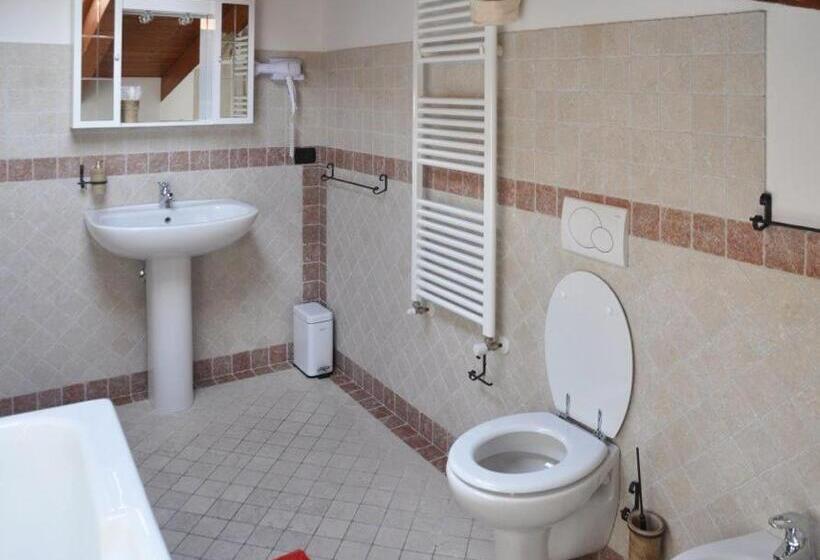 تختخواب و صبحانه Antica Interamnia