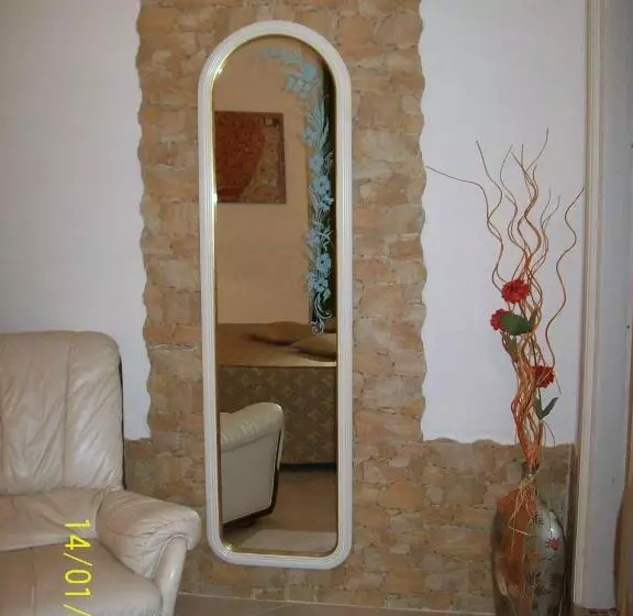 ベッドアンドブレックファースト Domos Le Due Tuie