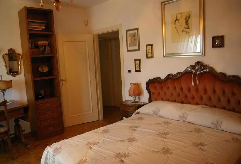 تختخواب و صبحانه La Casa Sul Fiume