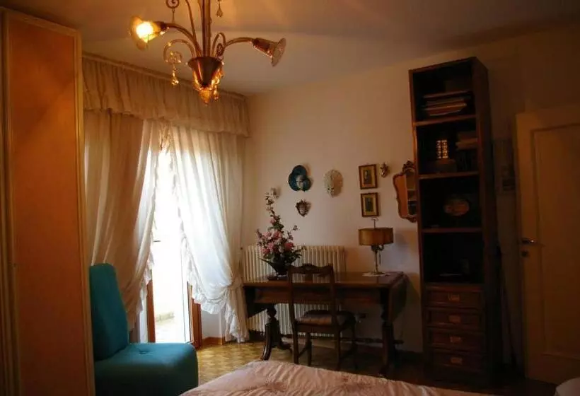 تختخواب و صبحانه La Casa Sul Fiume