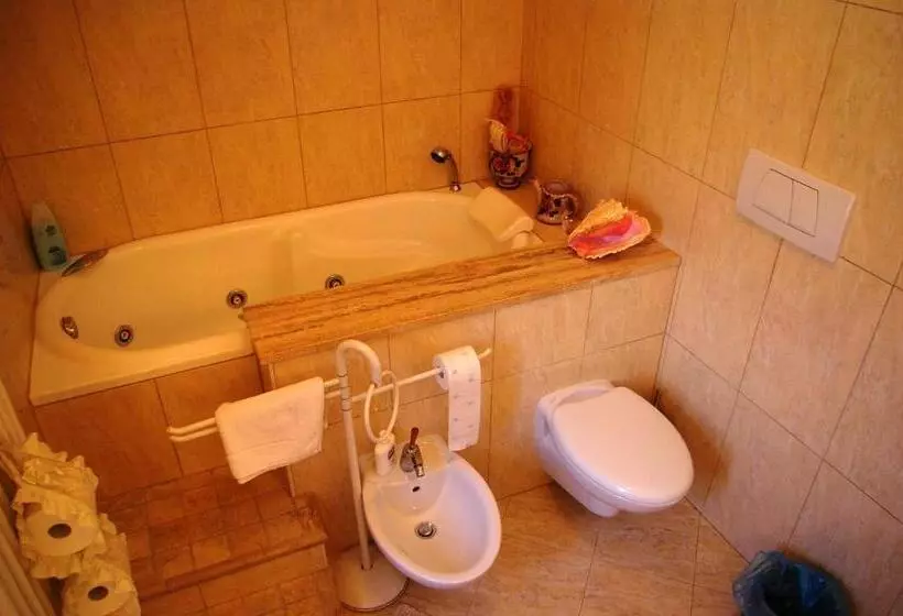 تختخواب و صبحانه La Casa Sul Fiume