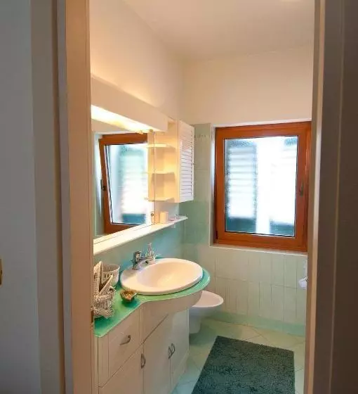 تختخواب و صبحانه La Casa Sul Fiume