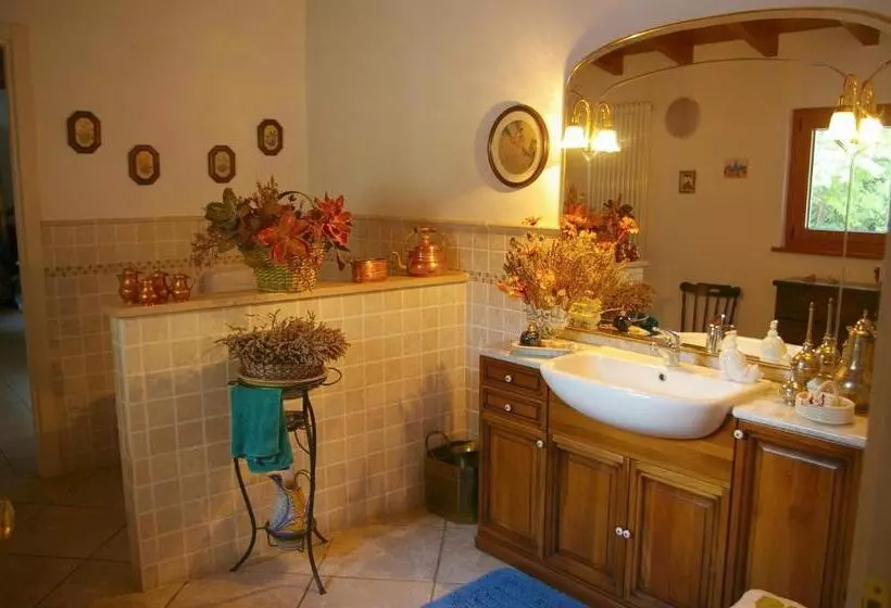 تختخواب و صبحانه La Casa Sul Fiume