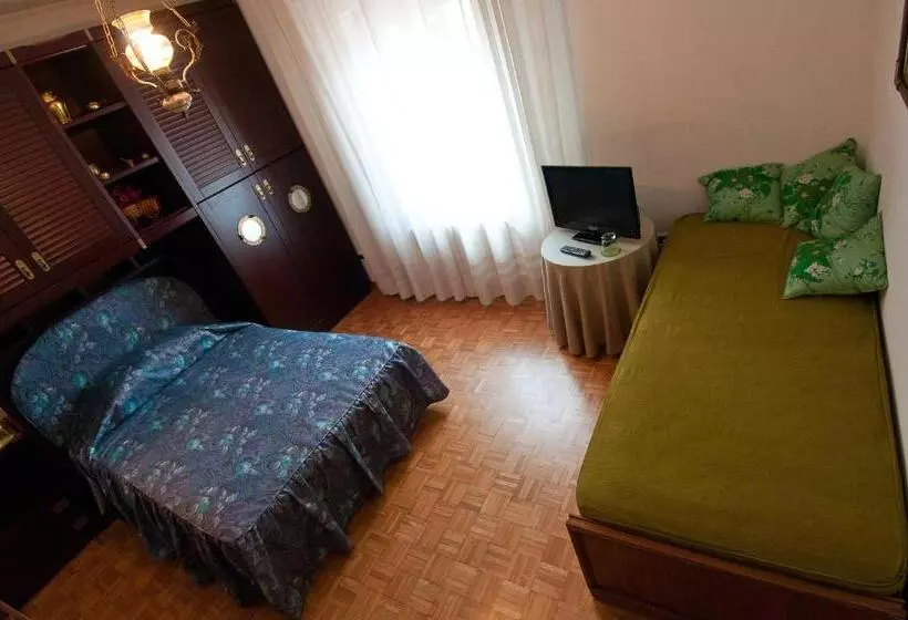 تختخواب و صبحانه La Casa Sul Fiume
