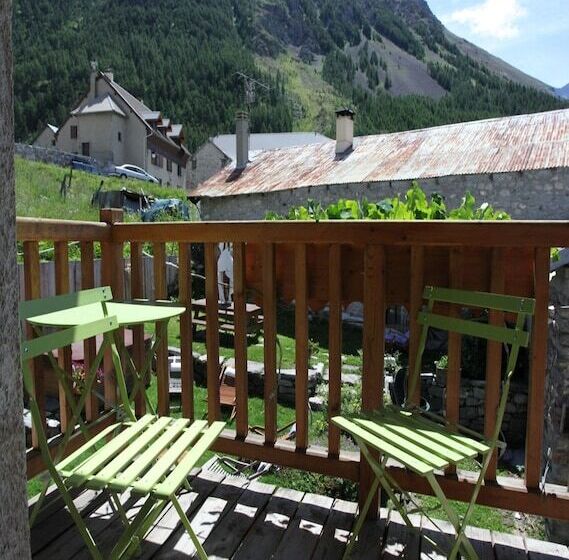 Bed and Breakfast La Roche Meane