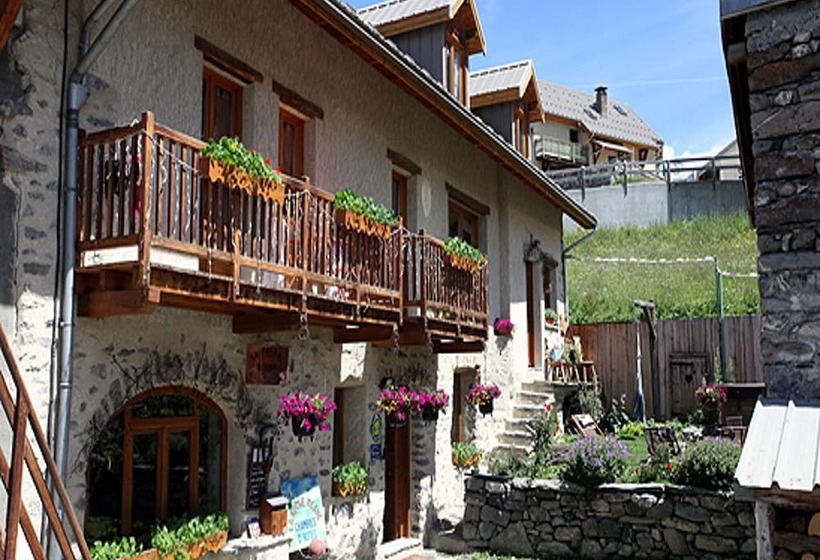 Bed and Breakfast La Roche Meane