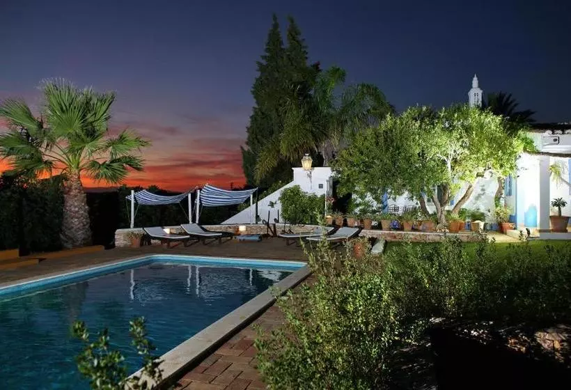 ベッドアンドブレックファースト Monte Das Cortelhas