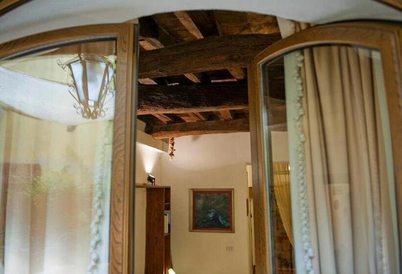 تختخواب و صبحانه Palazzo Maggiore