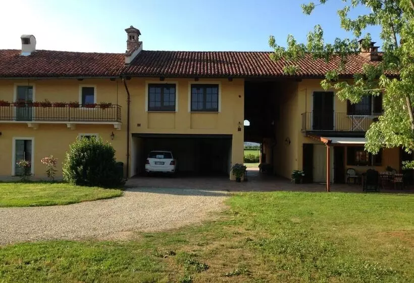 Aamiaismajoitus (B&B) Quattro Gatti