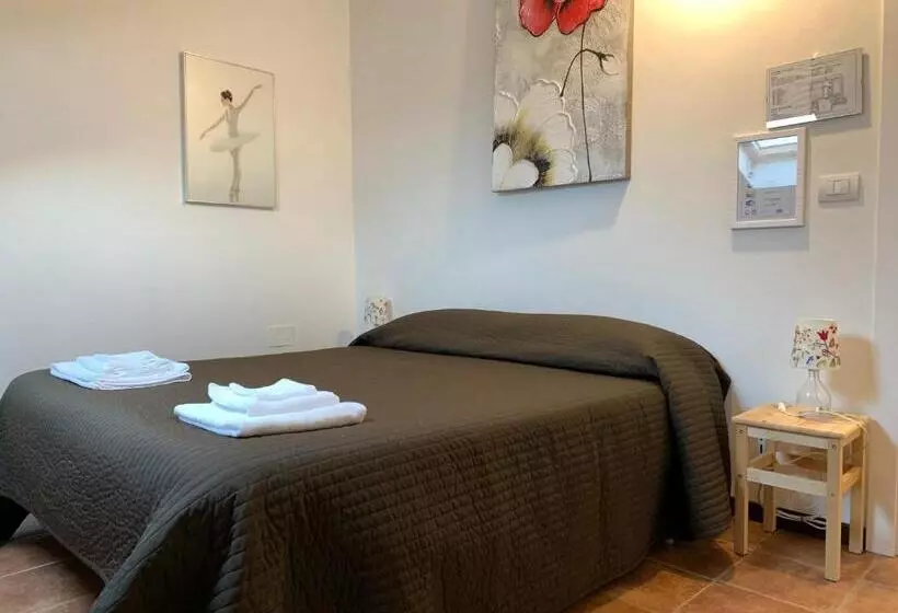 Aamiaismajoitus (B&B) Quattro Gatti