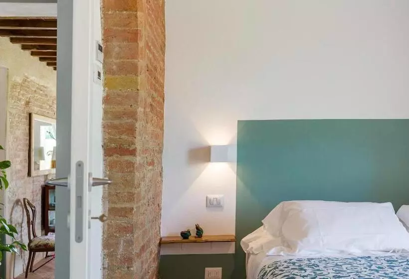 Aamiaismajoitus (B&B) Tenuta La Santissima