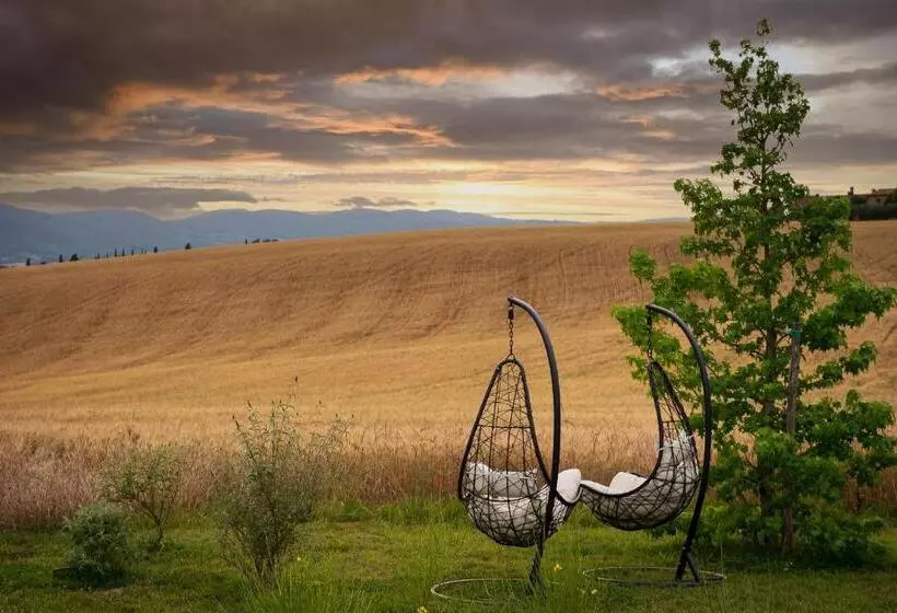 Aamiaismajoitus (B&B) Tenuta La Santissima