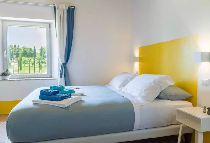 Aamiaismajoitus (B&B) Tenuta La Santissima