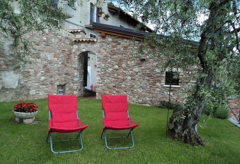Bed & Breakfast Giardini Di Corte