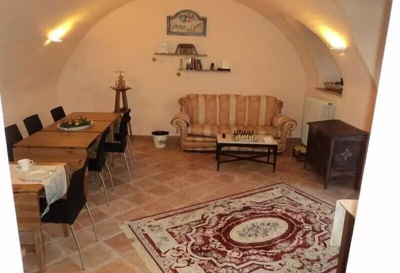Bed & Breakfast Giardini Di Corte