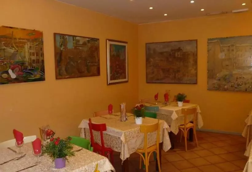 Hotelli Albergo Ristorante Corsini