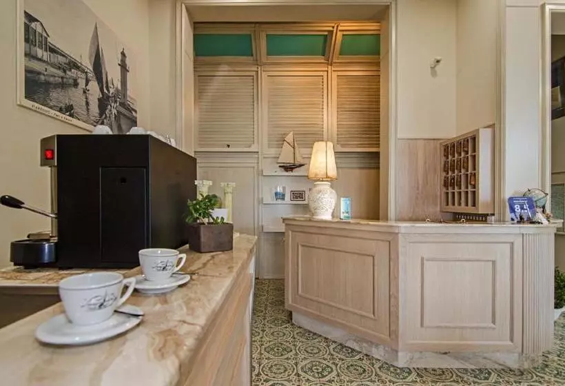 Hotelli Lungomare