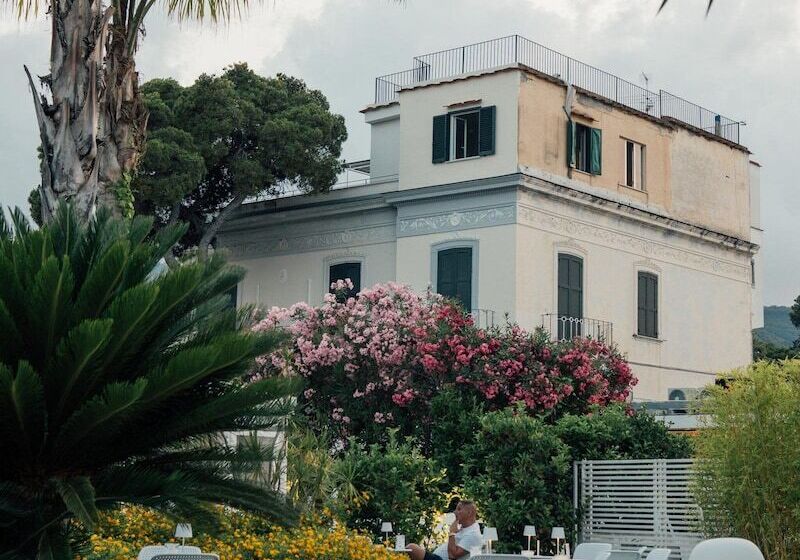 호텔 Relais Corte Degli Aragonesi