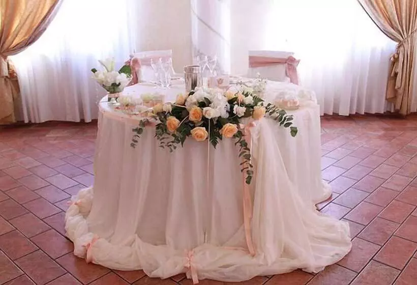 ホテル Relais Madonna Di Campagna