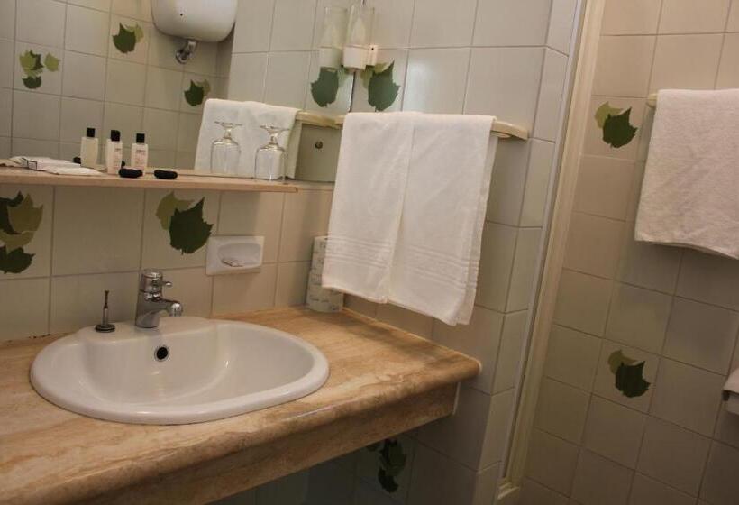 בית מלון כפרי Venezia Vasto