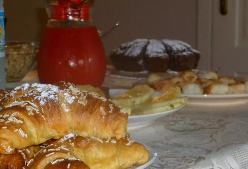 Le Ginestre B & B