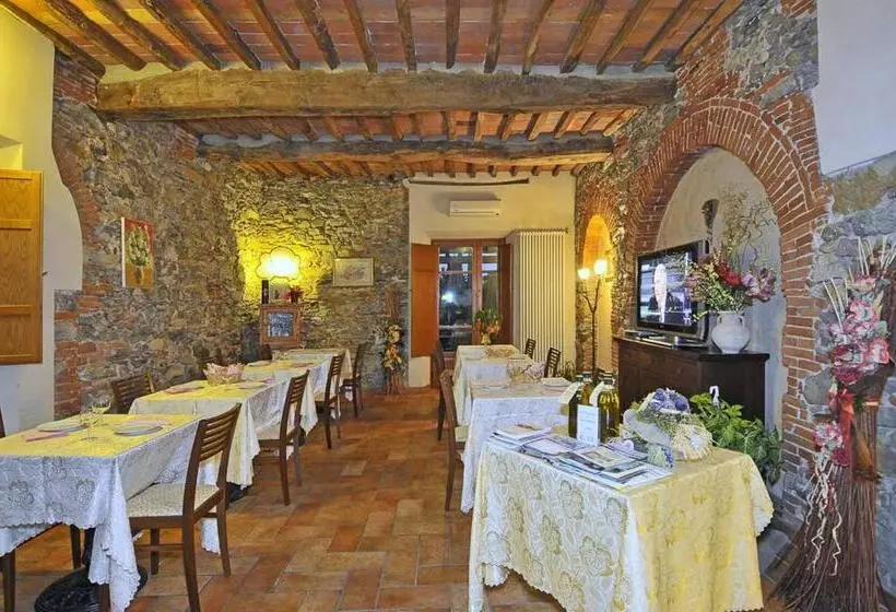 Le Ginestre B & B