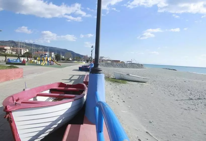 Ideale Appartamento In Residence Sul Mare Vigoresort