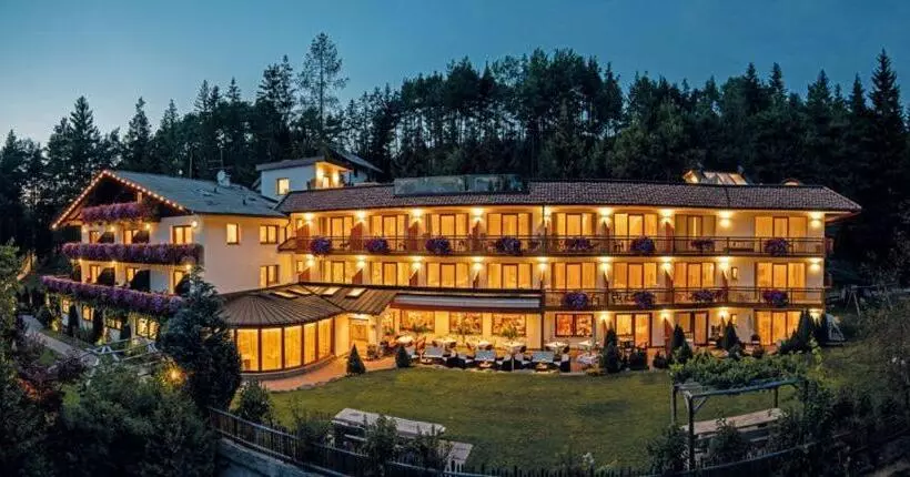 Apipura Hotel Rinner