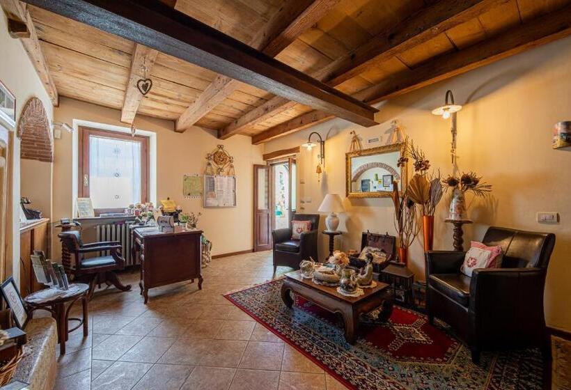 Bed and Breakfast Agriturismo Borgo Di Calmasino