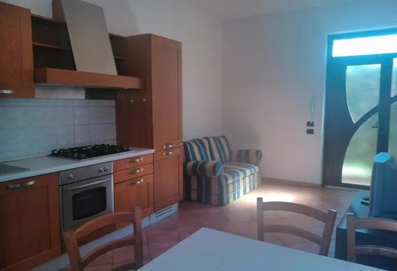 Aamiaismajoitus (B&B) Ai Pigni De Cerù