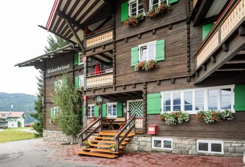Aamiaismajoitus (B&B) Gästehaus Walserheimat