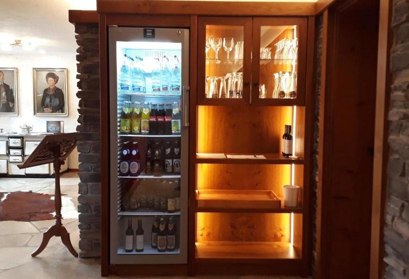 住宿加早餐  Gästehaus Walserheimat