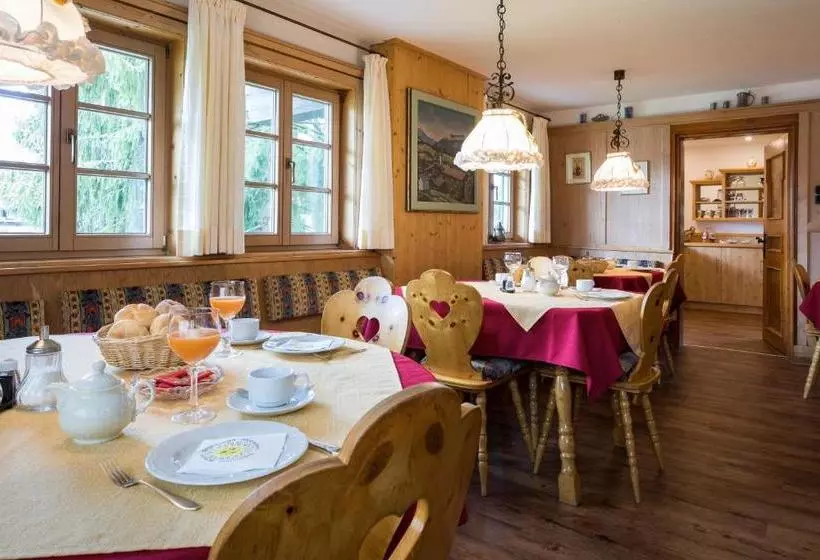 Aamiaismajoitus (B&B) Gästehaus Walserheimat