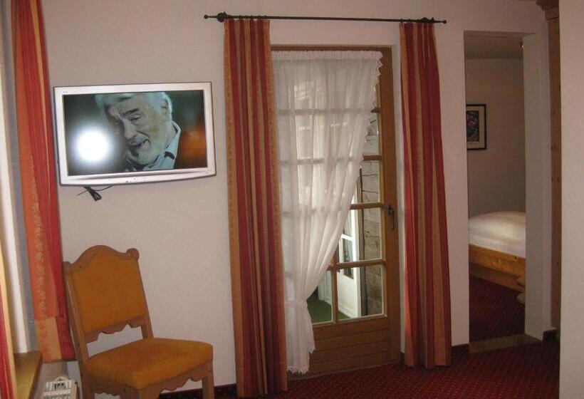 住宿加早餐  Gästehaus Walserheimat