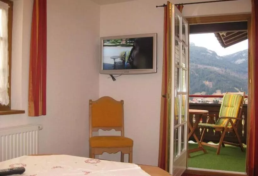 Aamiaismajoitus (B&B) Gästehaus Walserheimat