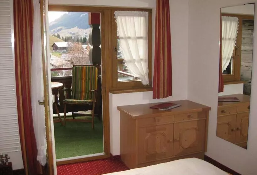 Aamiaismajoitus (B&B) Gästehaus Walserheimat