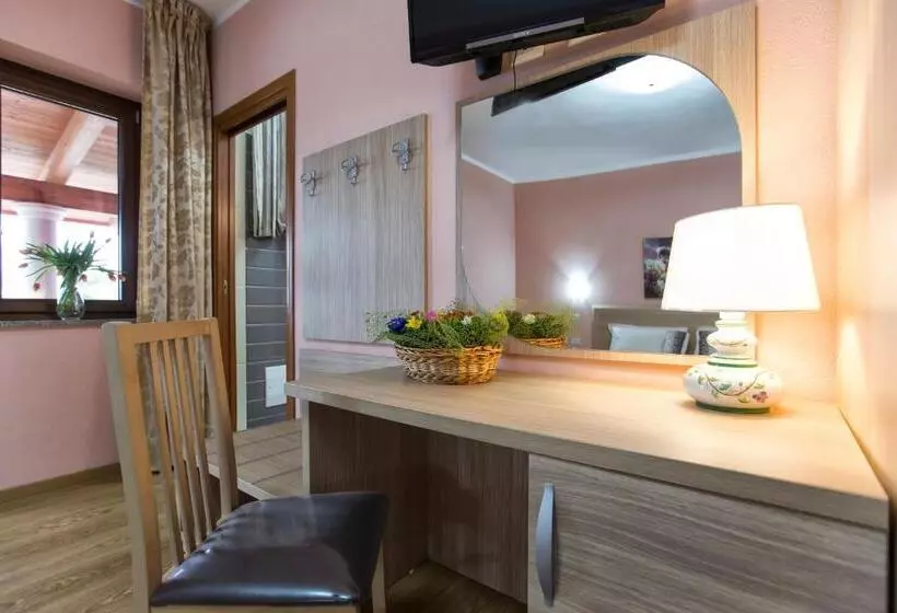 تختخواب و صبحانه Il Sole Guesthouse