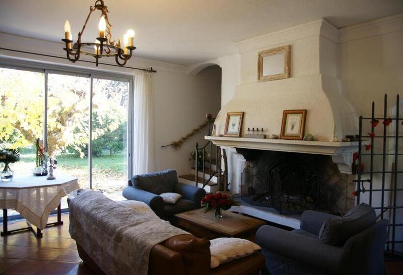 مبيت وإفطار Leï Souco