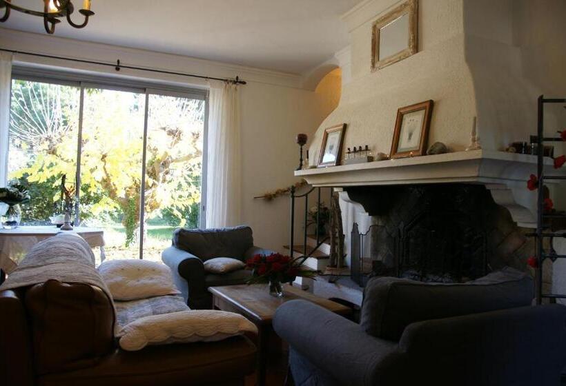 مبيت وإفطار Leï Souco