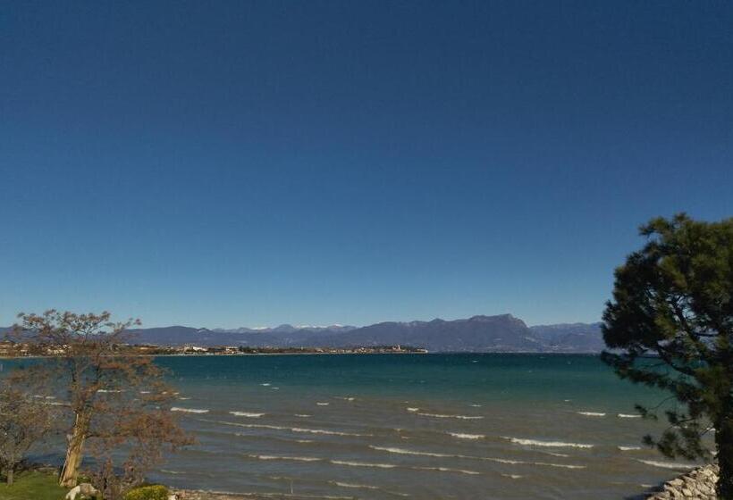 Отель Albergo Il Biancospino